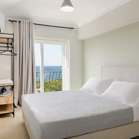 Restia Tower Apartment Tragaki