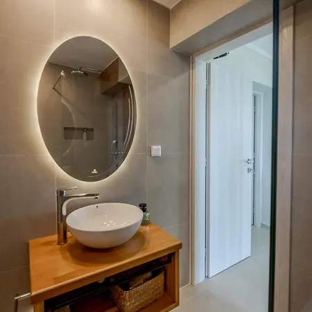 Apartment Restia Tower