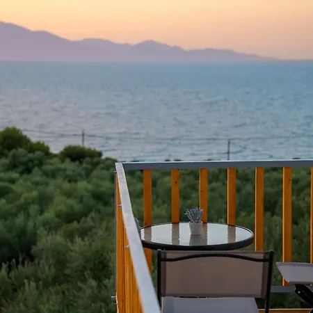 Apartment Restia Tower *